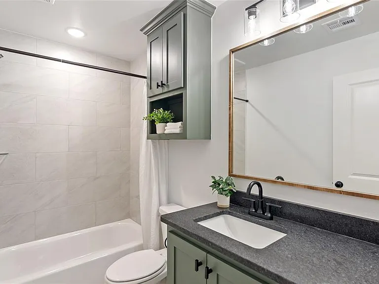 5008 Misty Wood Ln — Photo 26