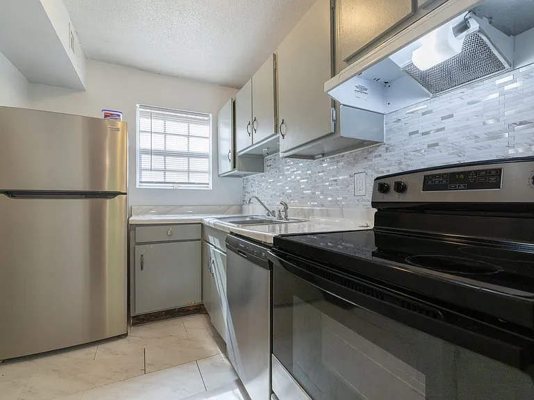 235 Keowee Trl — Photo 27