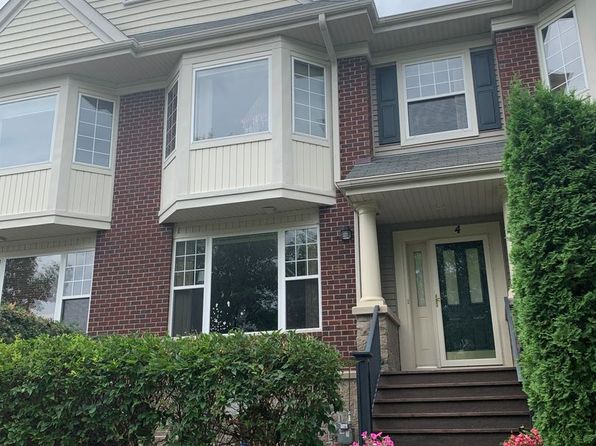 13805 53rd Ave N APT 4