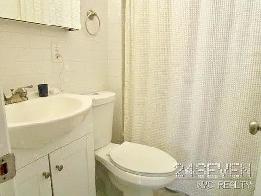 Rented by 24 7 NYC Realty Inc. | media 38