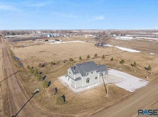 24727 438th Ave, Salem, SD 57058