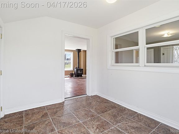 3rd image of 8375 Denton Hill Rd
