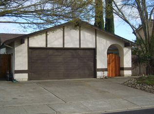 218 Millbrook Way, Vacaville, CA