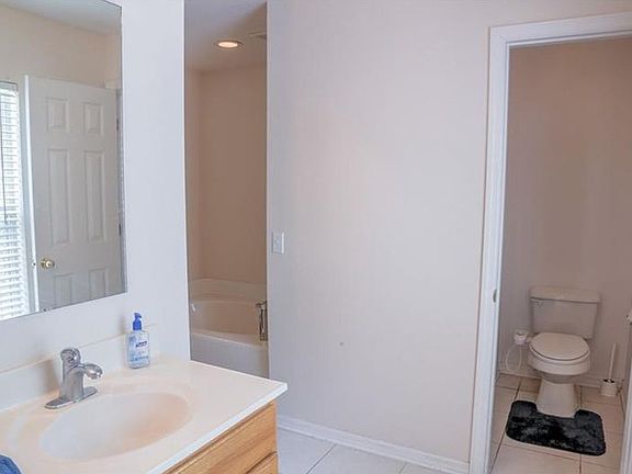 3rd image of 13813 Econ Woods Ln