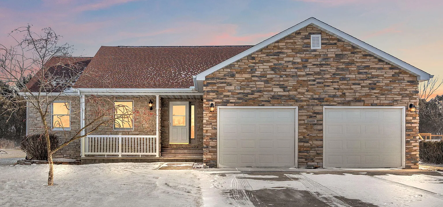 11609 Salyer Dr photo 1