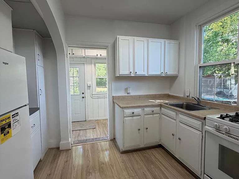 4611 Edmonston Rd #1 — Photo 17