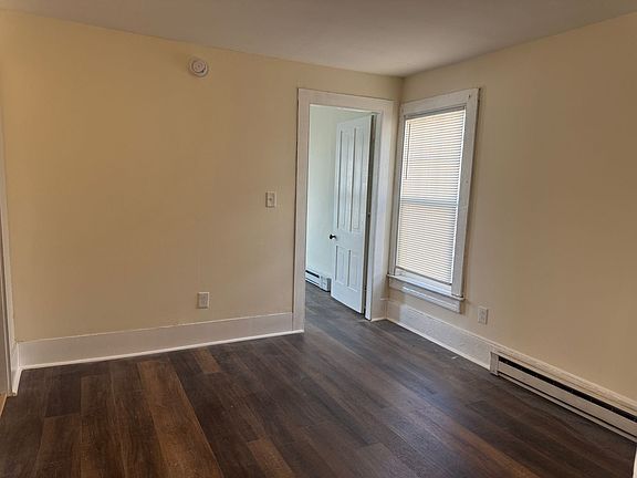 3rd image of 56 High St #B