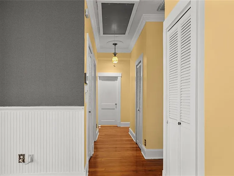 613 E Pine St — Photo 11