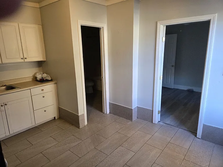 5 Lafayette St #5A — Photo 2