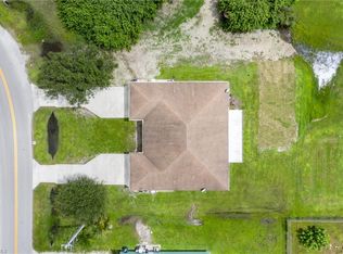 2448 Park Rd, Lehigh Acres, FL 33971