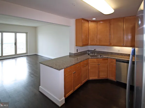 717 S Columbus Blvd Unit 617, Philadelphia, PA 19147
