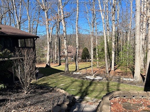 5th image of 1 Pheasant Ln