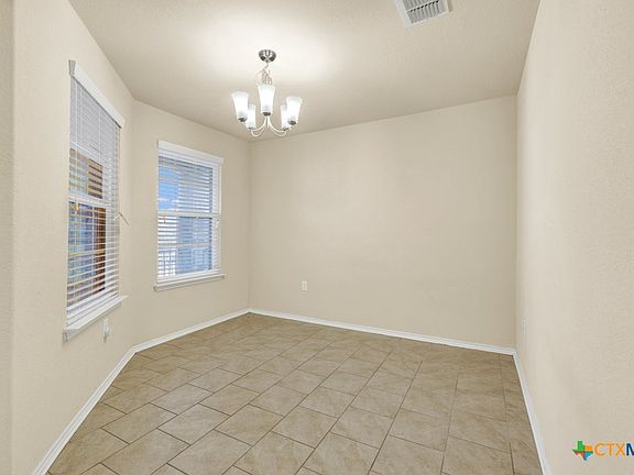 2nd image of 11514 Tiger Woods