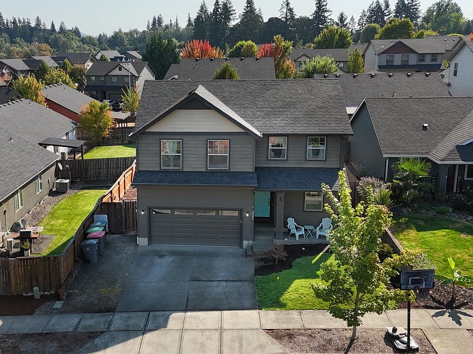 1st image of 3352 Daffodil Dr