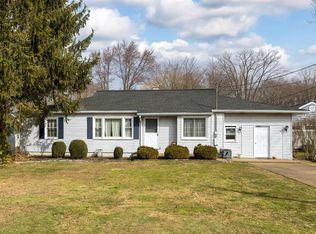 417 Parkside Dr, Erie, PA 16511