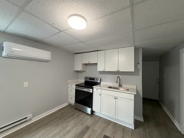 35 North St, Worcester, MA 01605