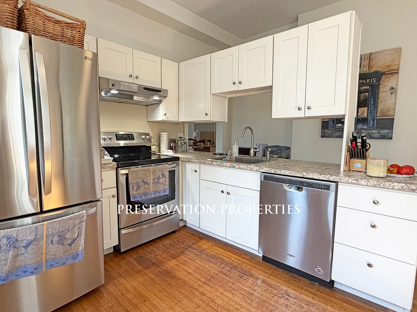 2 bed, 1100 sqft, $2,950 — Photo 2