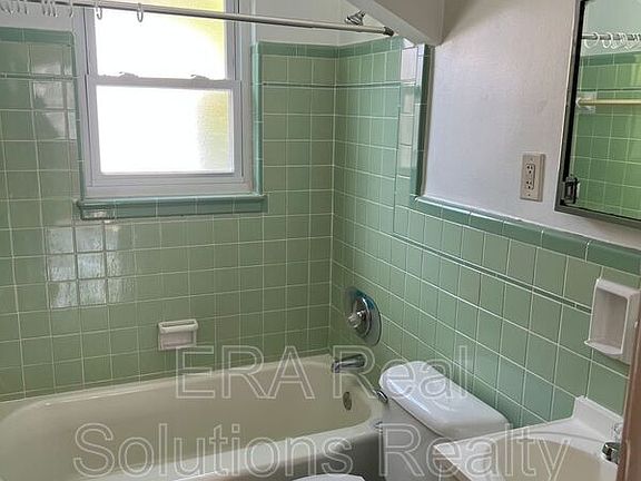 3rd image of 4410 W 8th St APT 3