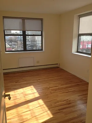 Rented by Bloom Real Estate Group | media 3