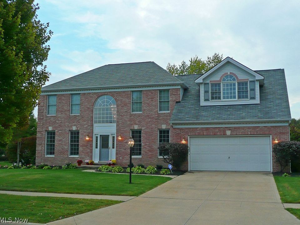 1st image of 21997 Country Way