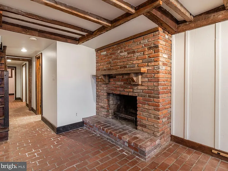 511 Wilkes St #A — Photo 2