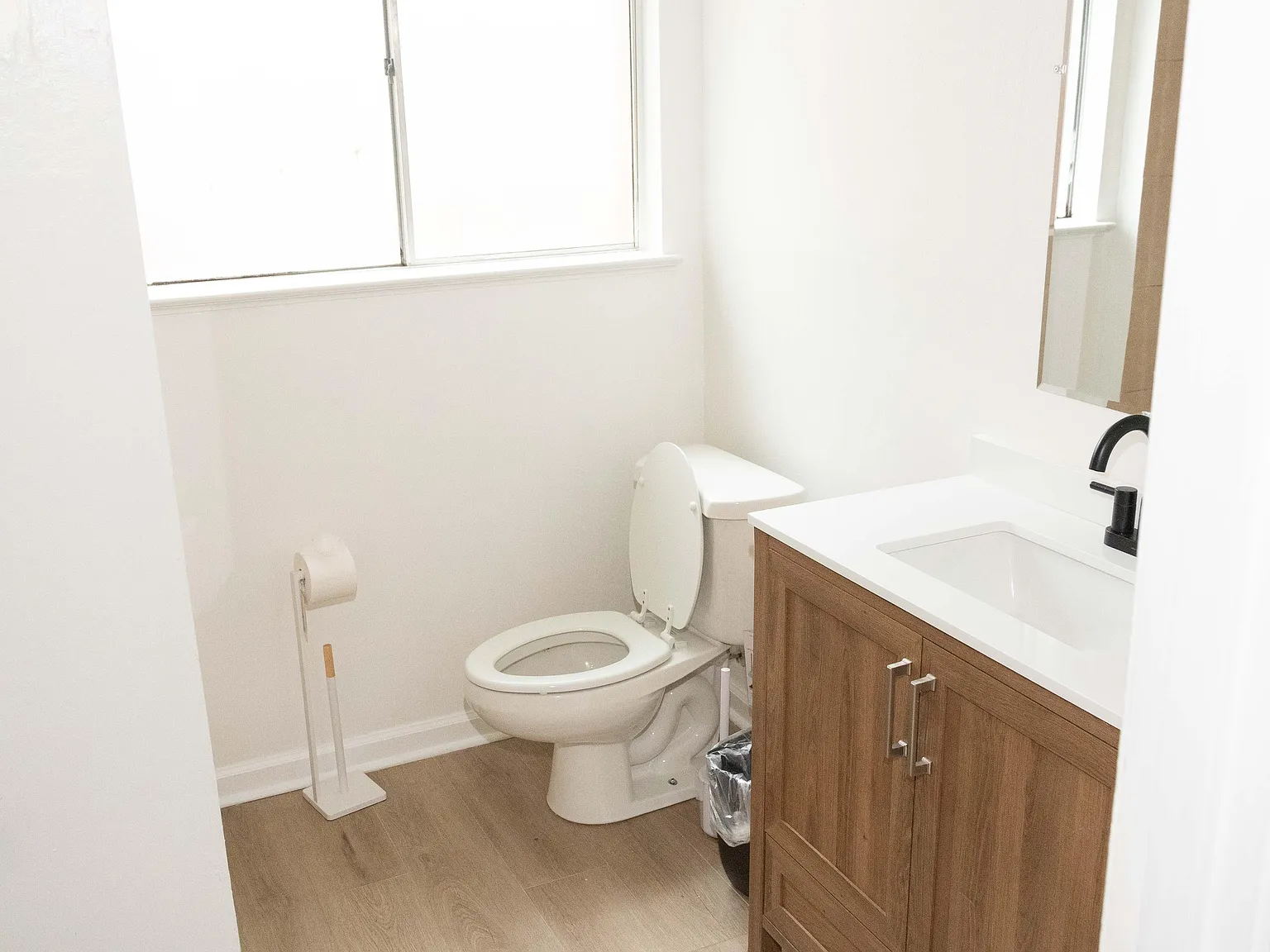 4 bed, 2.0 bath, 2010 sqft, $754 — Photo 4