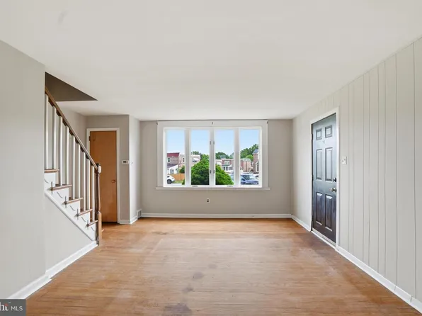 522 Parkview Cir, Ridley Park, PA 19078