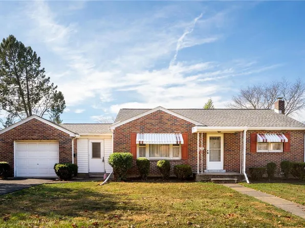 1030 6th St, Whitehall, PA 18052