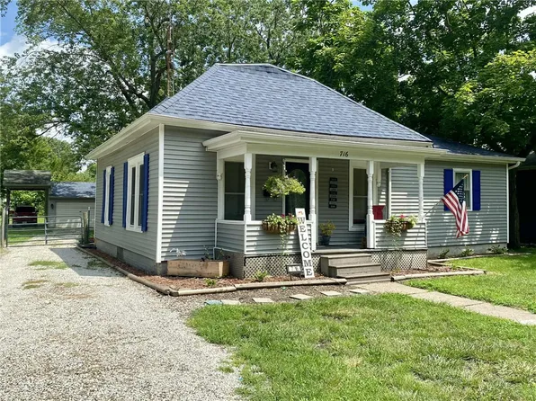 716 Kitchell Ave, Pana, IL 62557