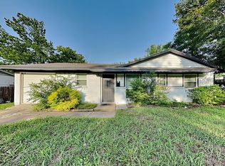 1724 Spring Lake Dr, Mesquite, TX 75149