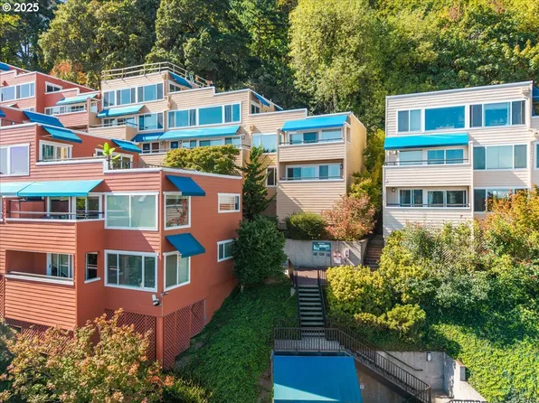 3515 SW Barbur Blvd APT P1, Portland, OR 97239