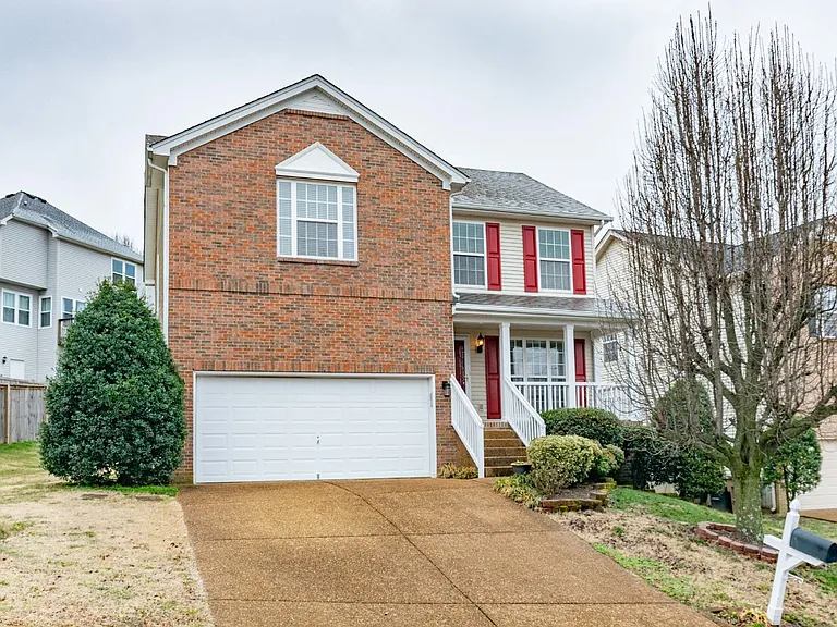 4716 Chepstow Dr — Photo 1
