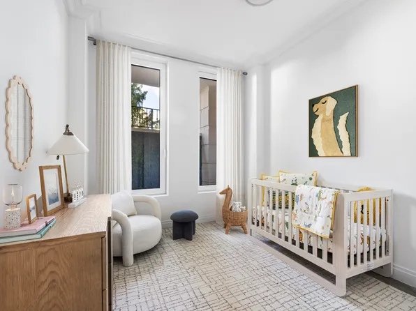 78-29 Austin Street image 10 of 30