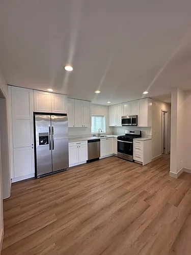 906 Emory Street 931 #933 Photo 1