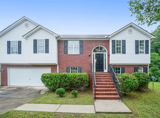 6784 Browns Mill Chase, Lithonia, GA 30038