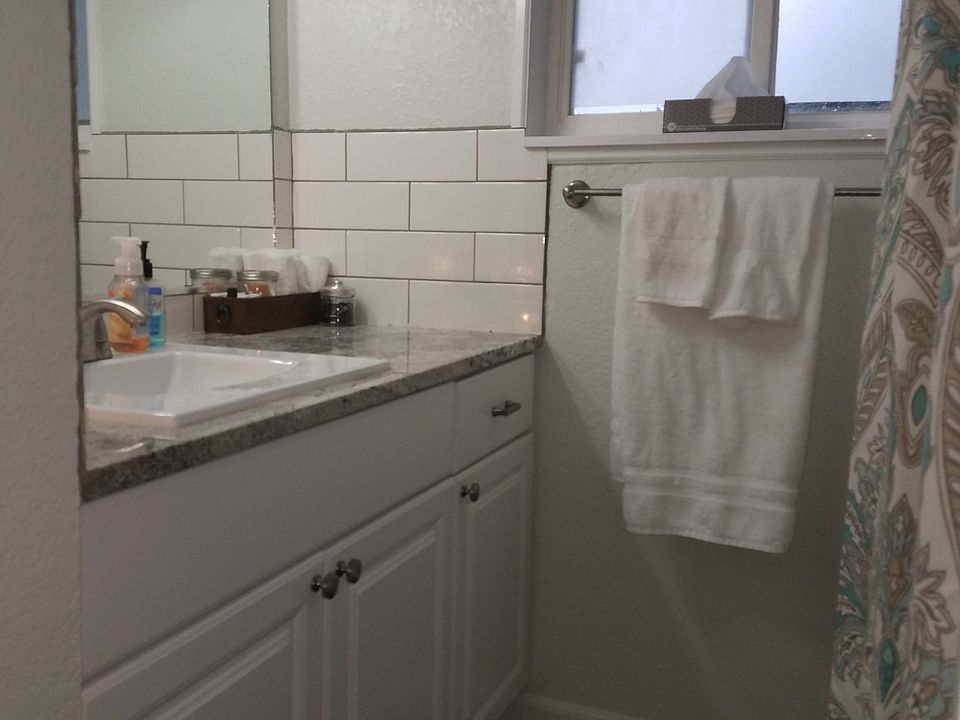 1st image of 32806 5th Ave