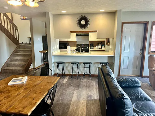 35 Promontory Dr Photo 1