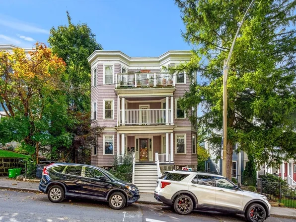 47 Montebello Rd #2, Jamaica Plain, MA 02130