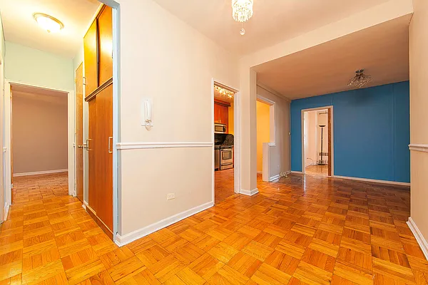 Sold by Remax Real Estate Professionals | media 13