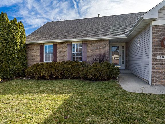 2nd image of 202 Bree Dr