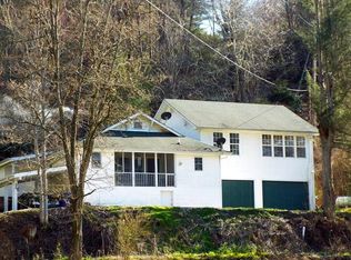 39 Peachtree Rd, Cullowhee, NC 28723
