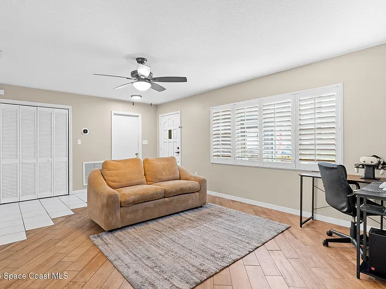 999 Emerald Rd SE — Photo 5