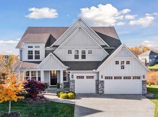 78 Rapp Farm Ln, North Oaks, MN 55127