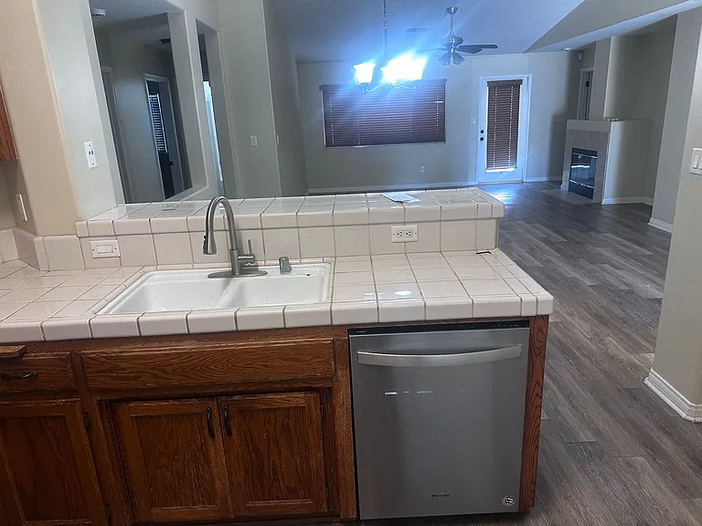 10134 Seven Falls Ave — Photo 8