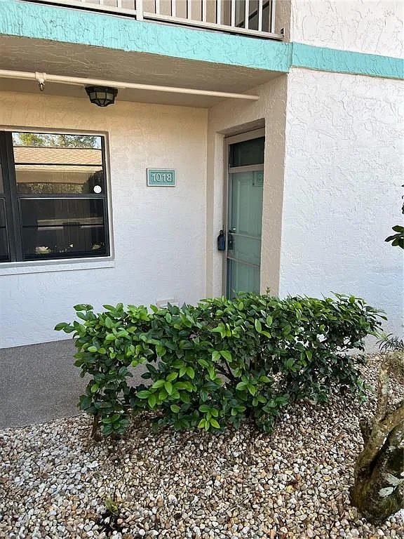 2 bed, 2.0 bath, 1228 sqft, $1,700 — Photo 1