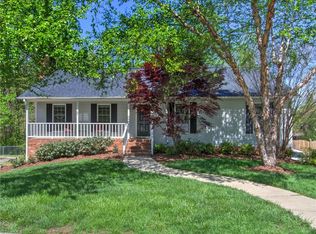 1136 Mapleview Ct, High Point, NC 27265