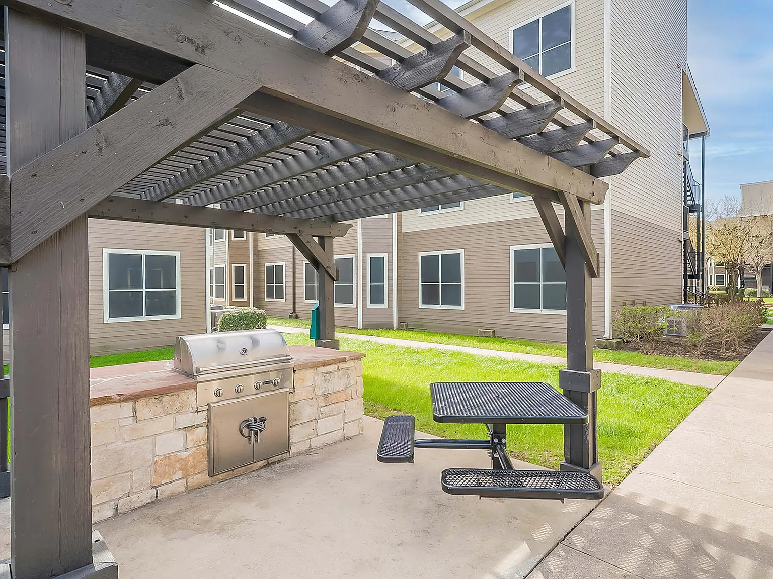 Concord at Allendale Apartments — Photo 4