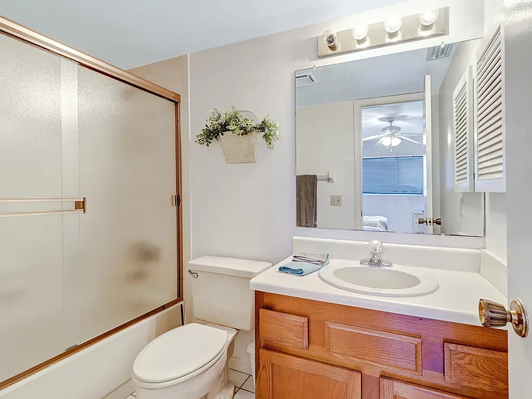 4511 Bay Beach Ln #315 — Photo 17