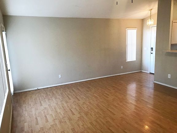 2nd image of 9722 W Sunnyslope Ln