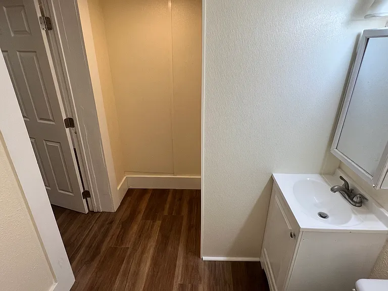 2575 Lee St SE — Photo 22